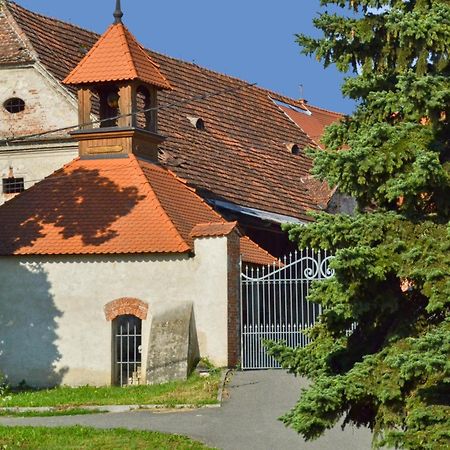 Apartman75 Тишнов Екстериор снимка