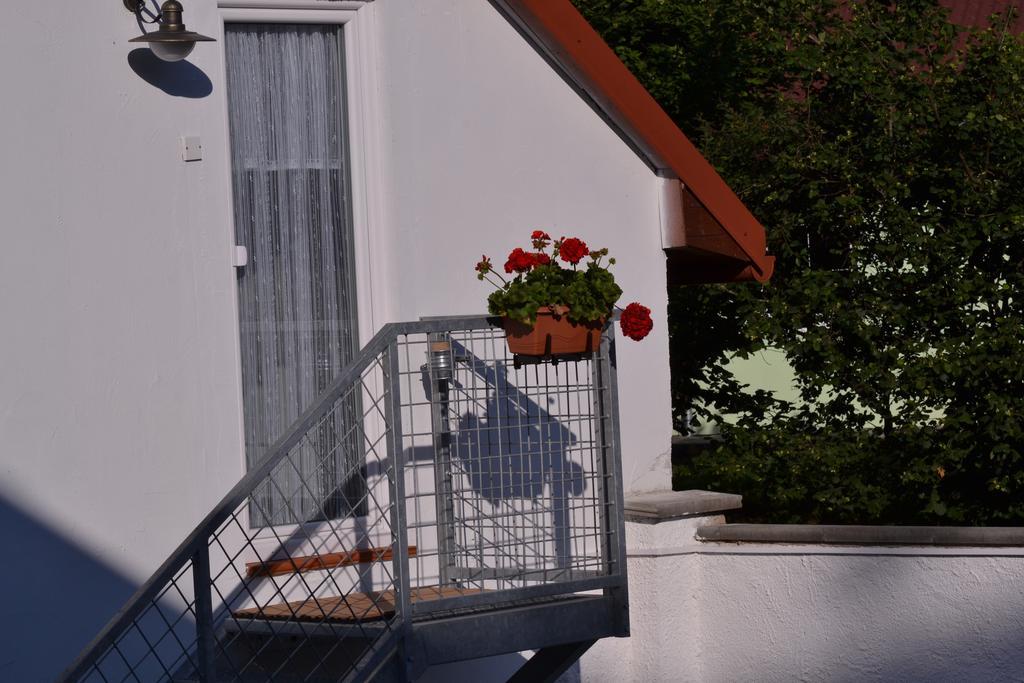 Apartman75 Тишнов Екстериор снимка